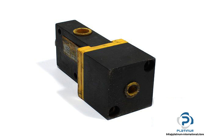 waircom-uka4_32-air-pilot-valve-1