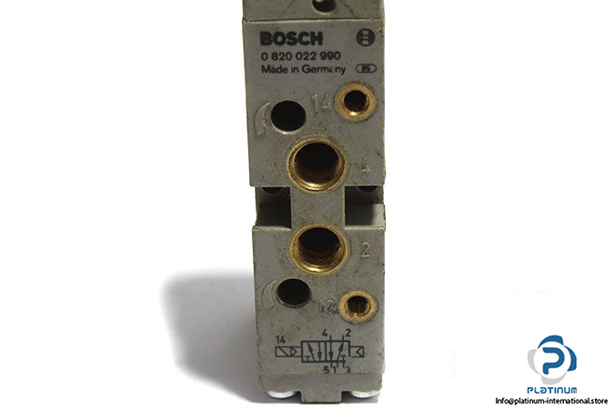 bosch-0-820-022-990-solenoid-valve-2