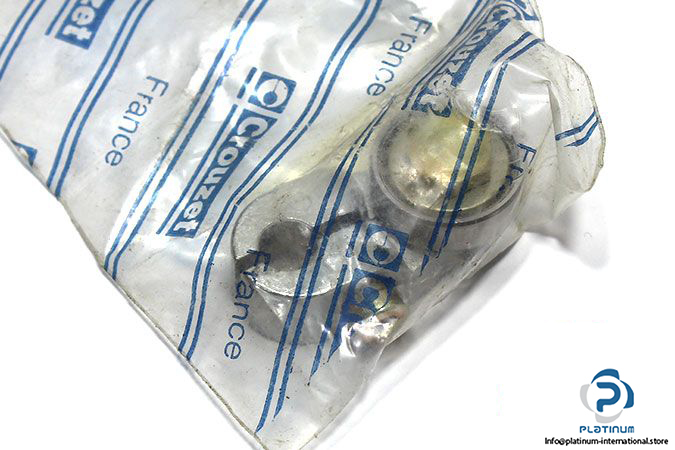 crouzet-81-922-2-stem-actuated-valve-3