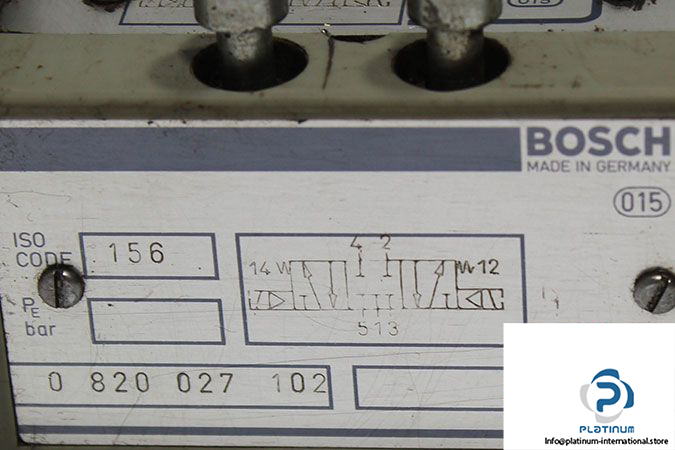 bosch-0-820-027-102-double-solenoid-valve-2