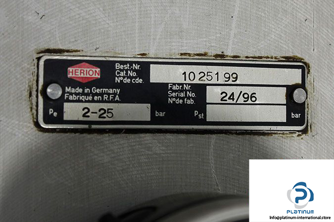 herion-1025199-double-solenoid-valve-with-pressure-gauge-2