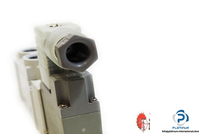 smc-30-sy7120-single-valve5_675x450