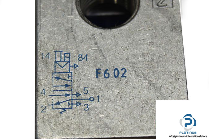 festo-15901-single-solenoid-valve-3