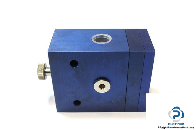 vuototecnica-110310-vacuum-regulator-2