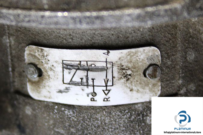 herion-80-266-70-single-solenoid-valve-without-coil-3