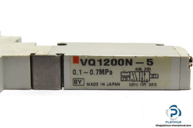smc-vq1200n-5-double-solenoid-valve-4