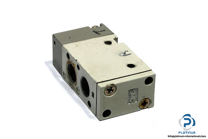 smc-syja712-01f-pneumatic-actuated-valve-1-2