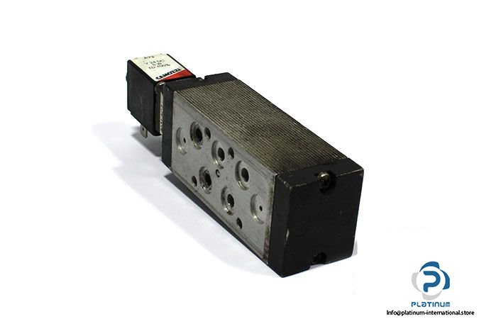 camozzi-558-000-015-single-solenoid-valve-2