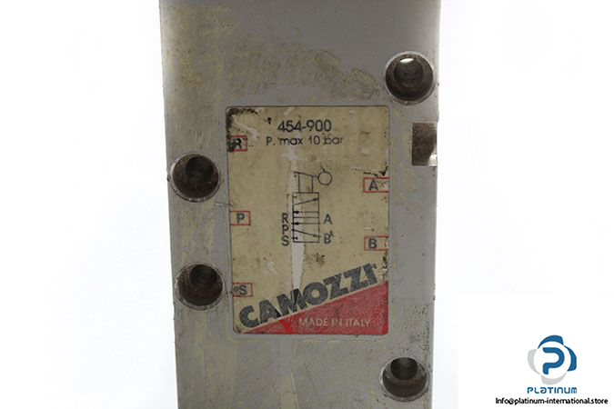 camozzi-454-900-hand-lever-valve-2