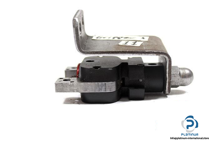 gimatic-pn-016-2-angular-gripper-actuator5_675x450