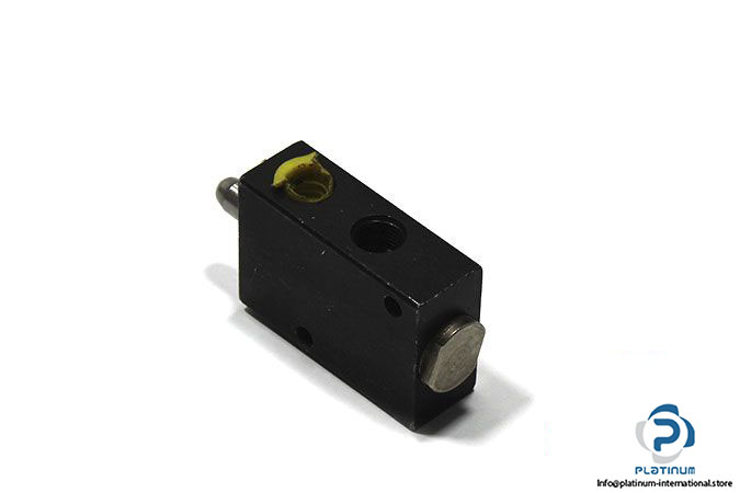 waircom-cs8-mechanical-valve-1