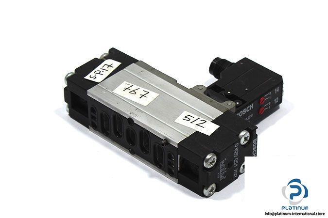 bosch-0-820-051-702-single-solenoid-valve-1