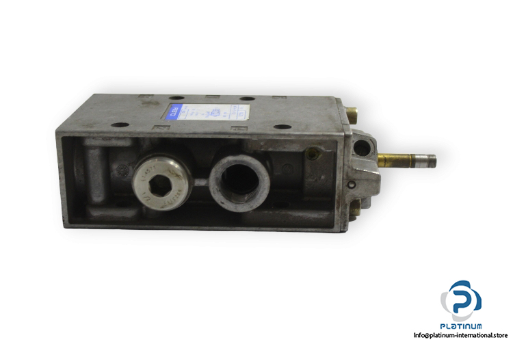 festo-6420-air-solenoid-valve-used-2