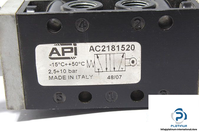 api-ac2181520-roller-lever-valve-2