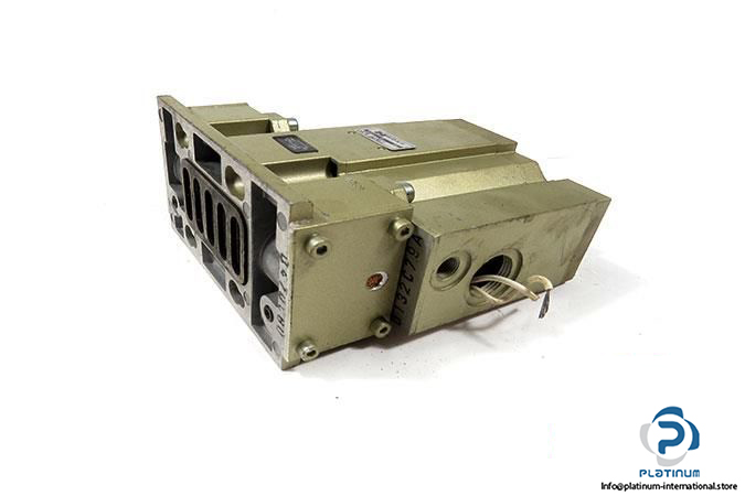 ross-d7076b4946-52-way-single-solenoid-valve3_675x450