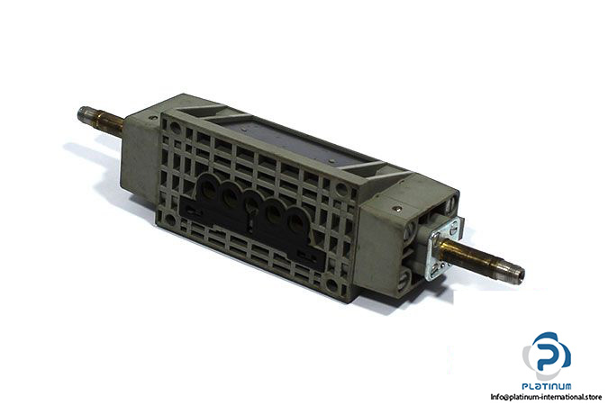 bosch-0-820-016-510-double-solenoid-valve-1