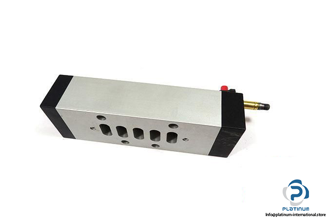 camozzi-953-000-p15-23-il-single-solenoid-valve4_675x450