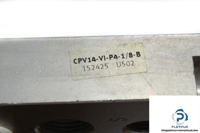 festo-152425-multi-pin-2