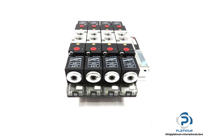 camozzi-3p8-daa-4bl-u77-valve-island-series-3-plug-in4_675x450