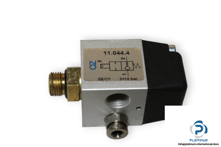 AZ11.044.4NON-RETURNVALVE-2-logo