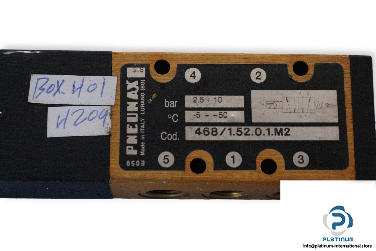 Pneumax-468_1.52.0.1.M2-single-solenoid-valve-with-coil-(used)-2