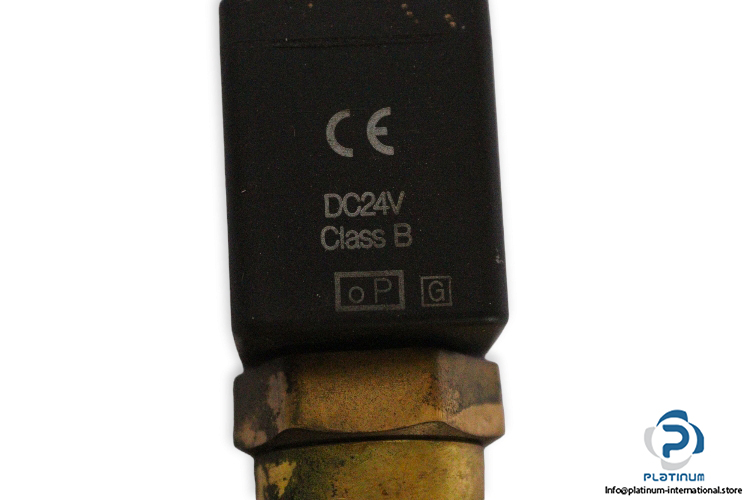 Smc-VXD2150-06-5DZ1-solenoid-valve-(used)-3