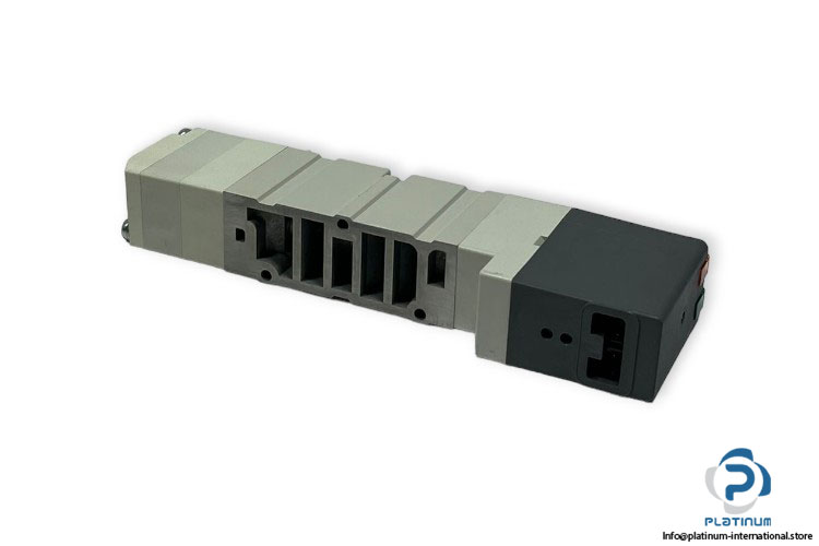 smc-sv1200-sfud-solenoid-valve-used-1-4