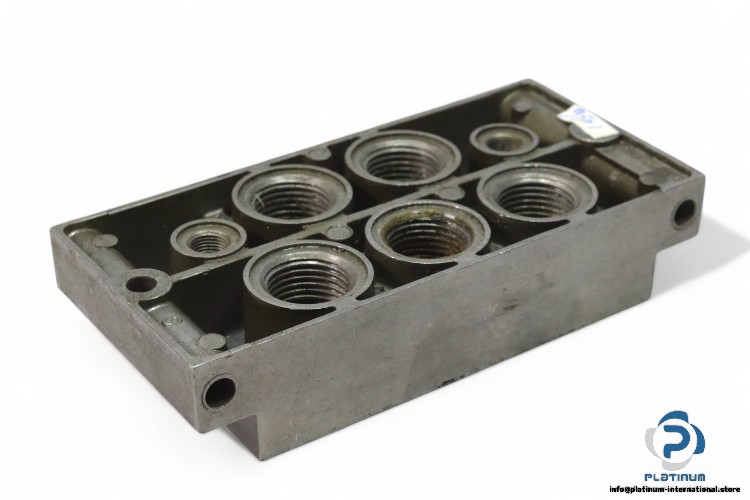 festo-VDMA-24345-B3-sub-base(used)-1