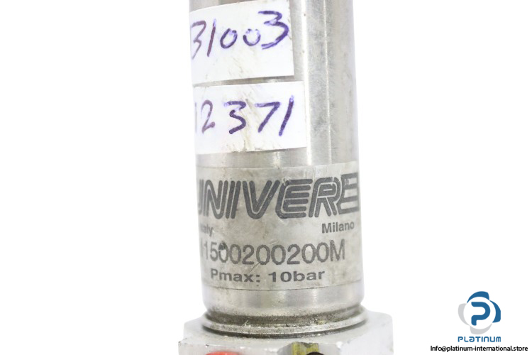 univer-M1500200200M-round-cylinder-(Used)-2