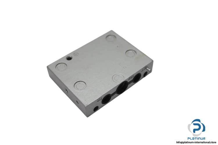 festo-161372-end-plate-(new)-(carton)-1