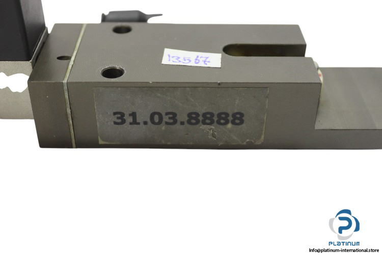 smc-VO307-5DO-Q-31.03.8888-solenoid-valve-(New)-1