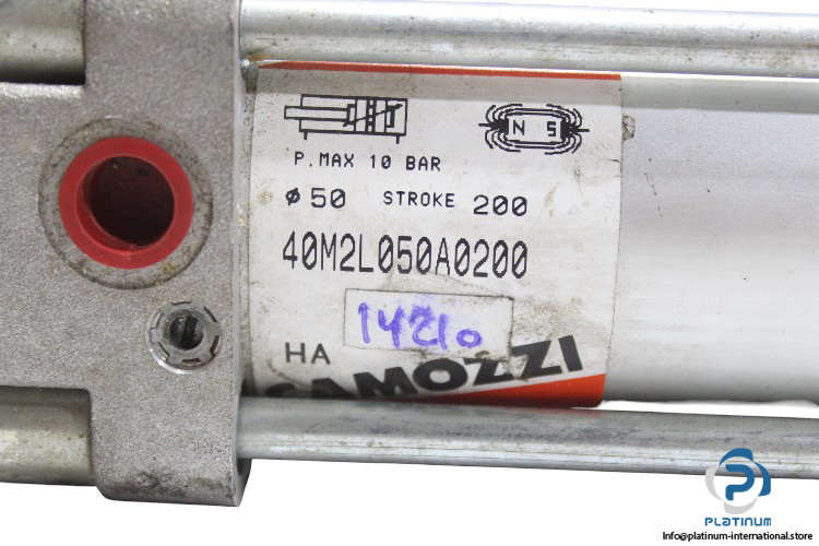 camozzi-40M2L050A0200-iso-cylinder-(used)-1