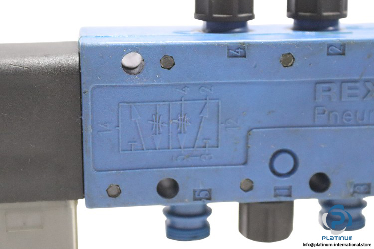 rexroth-572-741-0-double-solenoid-valve-(Used)-1
