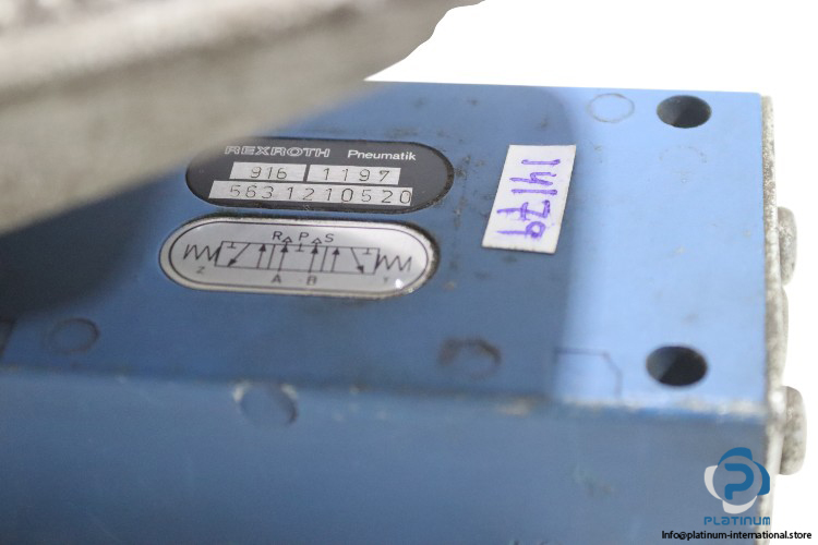REXROTH-563-121-052-0-foot-pedal-valve(used)-1