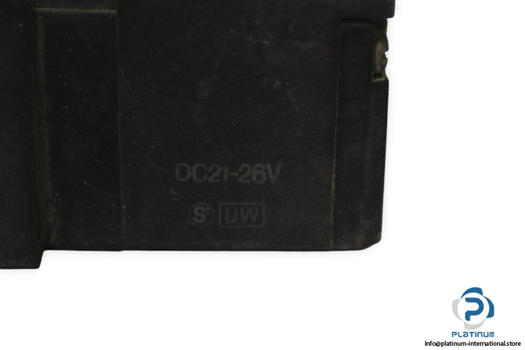 smc-EVF3130-double-solenoid-valve-(used)-1
