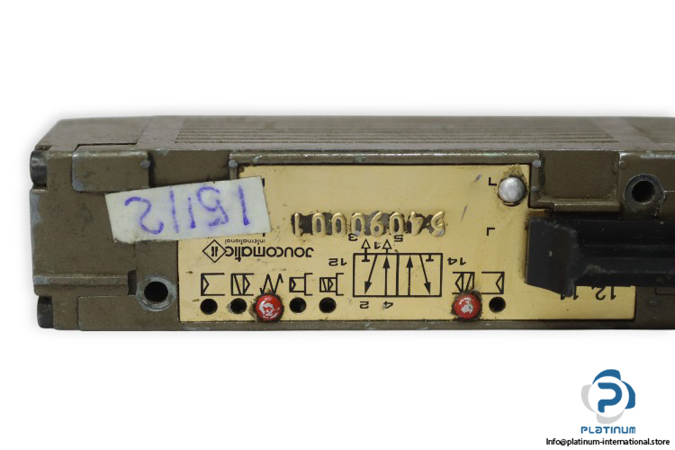 joucomatic-54090001-pneumatic-valve-used-1