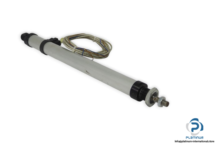 PNEUMAX-1260.25.250.M-round-cylinder(used)-1