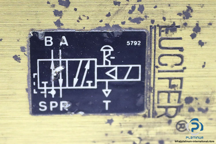 lucifer-341L-41-solenoid-valve-(used)-1