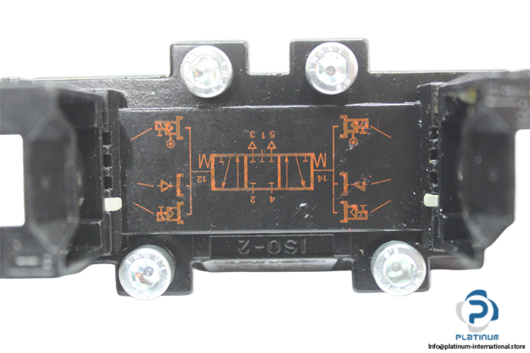 Univer-BE-4940-double-solenoid-valve-(new)-1