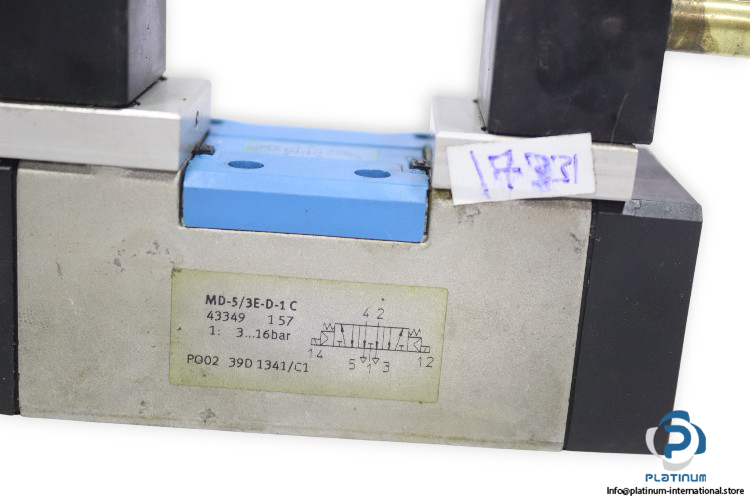 festo-43349-double-solenoid-valve-(used)-2