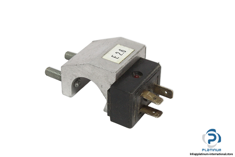 elobau-102-247-pneumatic-cylinder-switch-(used)-1