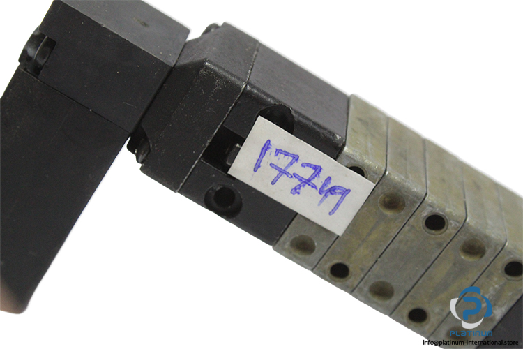 fluid-automation-systems-1-311P-01-H0-spool-directional-valve-(used)-1