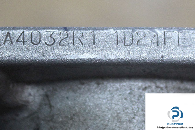 poggi-a4032r1-1d24fe-2-way-right-angle-gearbox-2