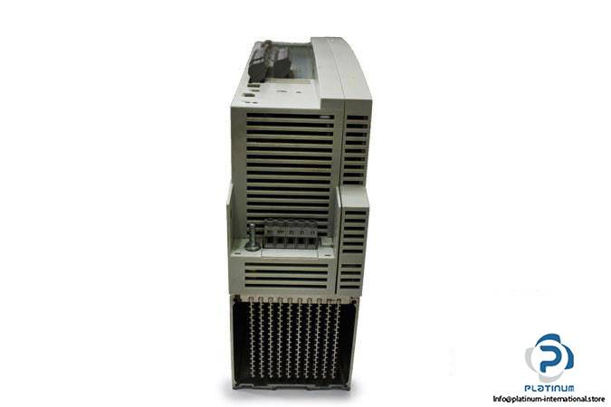 lenze-evs9323-ep-servo-inverter4_675x450