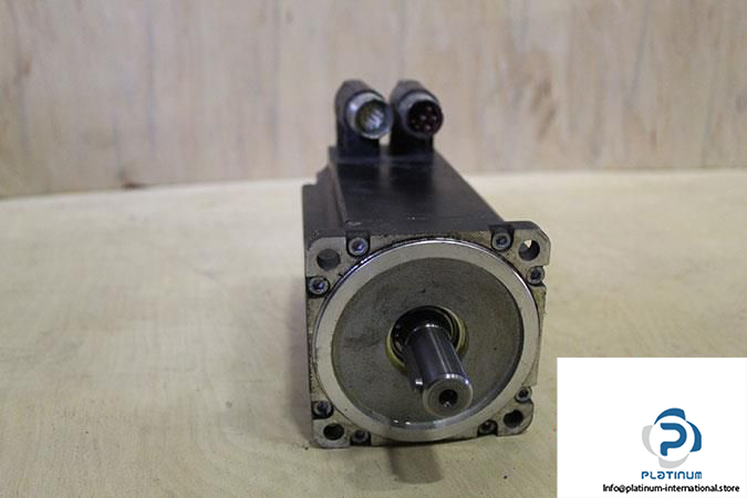 br-8lsa44e3030d100-0-servo-motor3_675x450