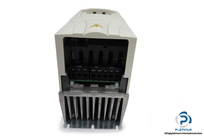 abb-acs550-01-06a9-4-frequency-inverter5_675x450