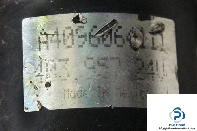 403-957-24v-dc-motor-3