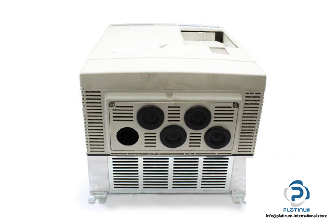 telemecanique-atv66u90n4-speed-drive-controller4_675x450