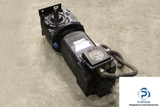 stober-pf-113-servo-motor-with-gear-2