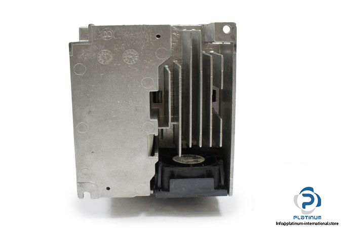 schneider-atv312h075n4-variable-speed-drive5_675x450